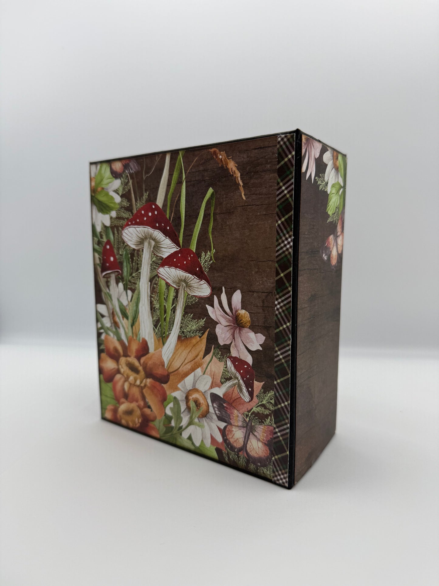 Easy Peasy Mini Album Class - Simple Vintage Woodlands by Diane Iverson