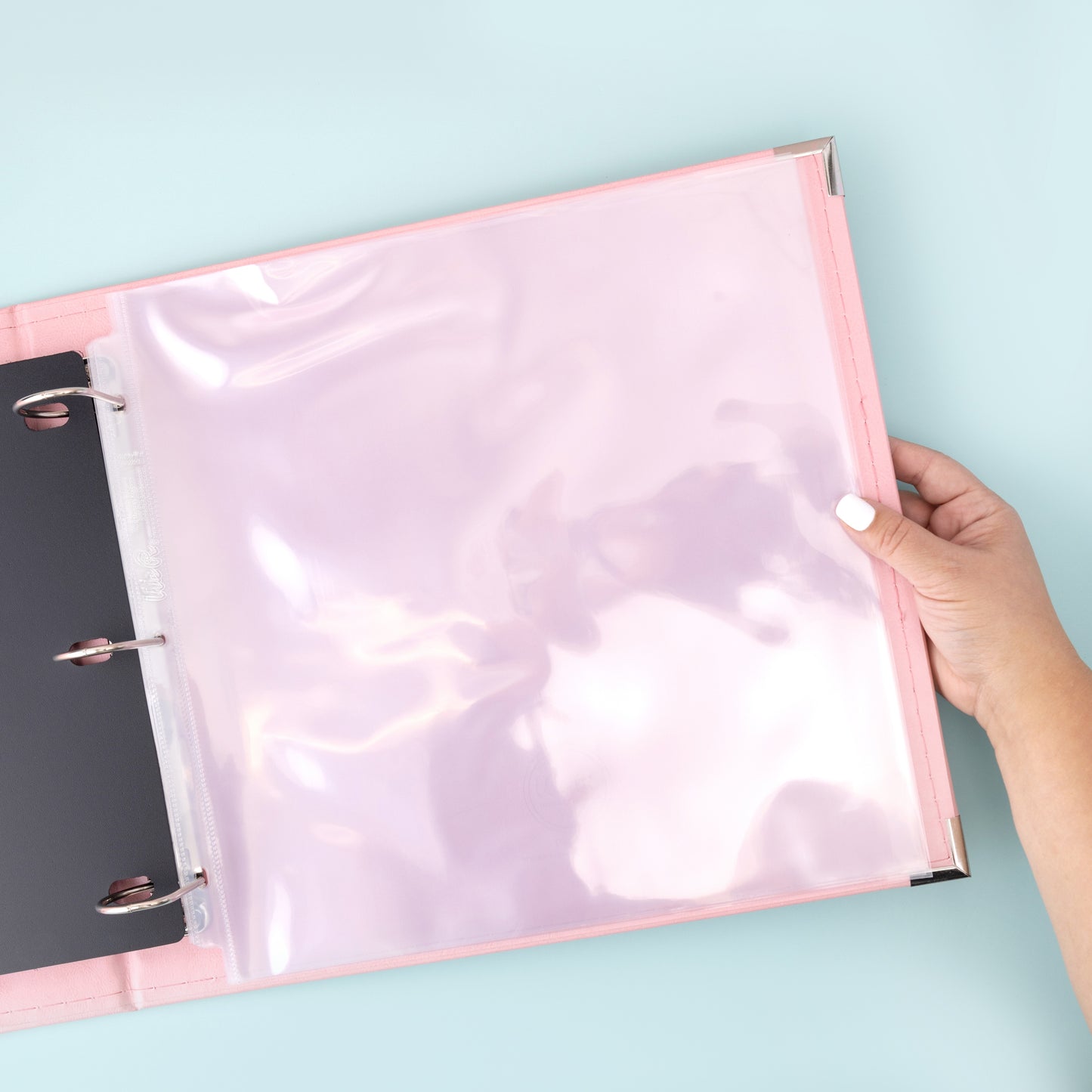We R Memory Keepers -  12"X12" Classic Leather D-Ring Album - Pretty Pink
