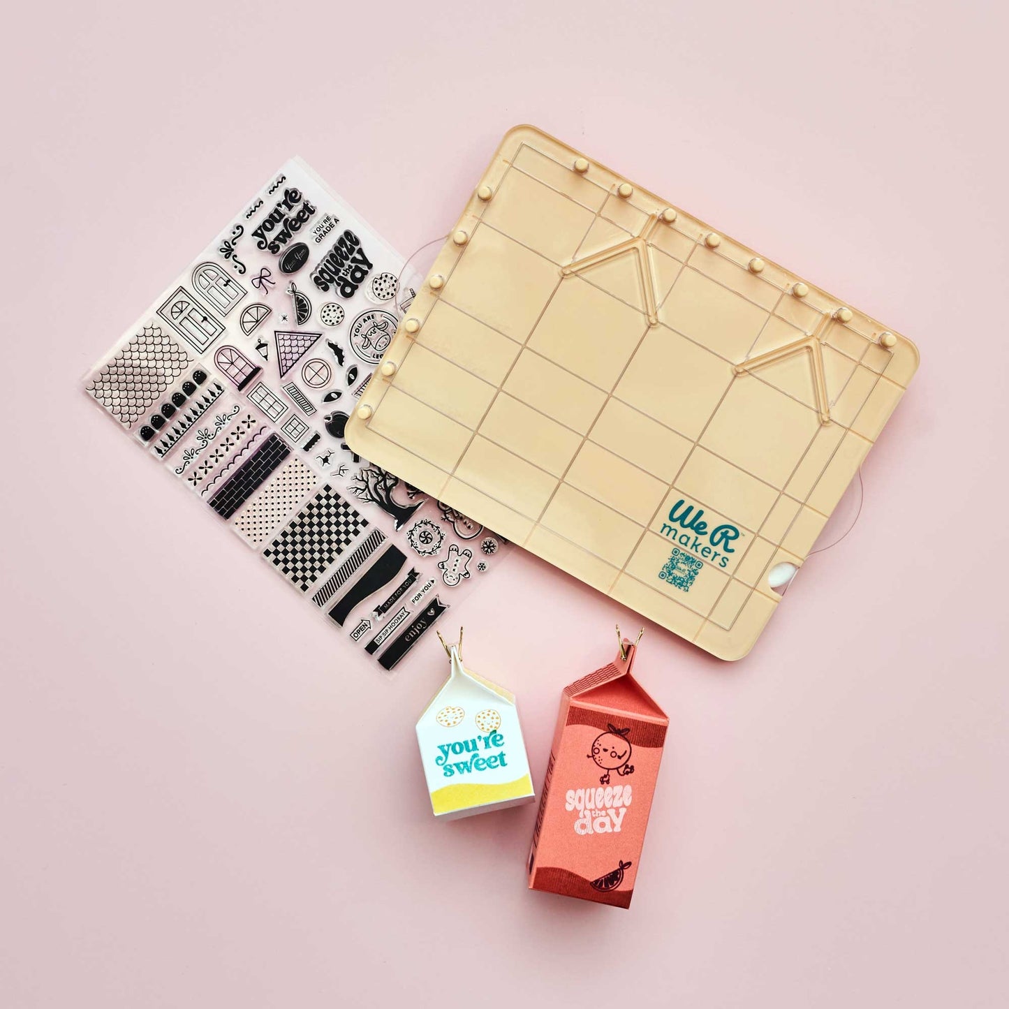 We R Makers - Carton Stamp Board And Stamps