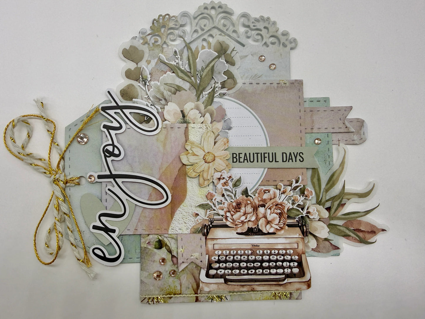 Uniquely Creative - Gilded Threads Twine