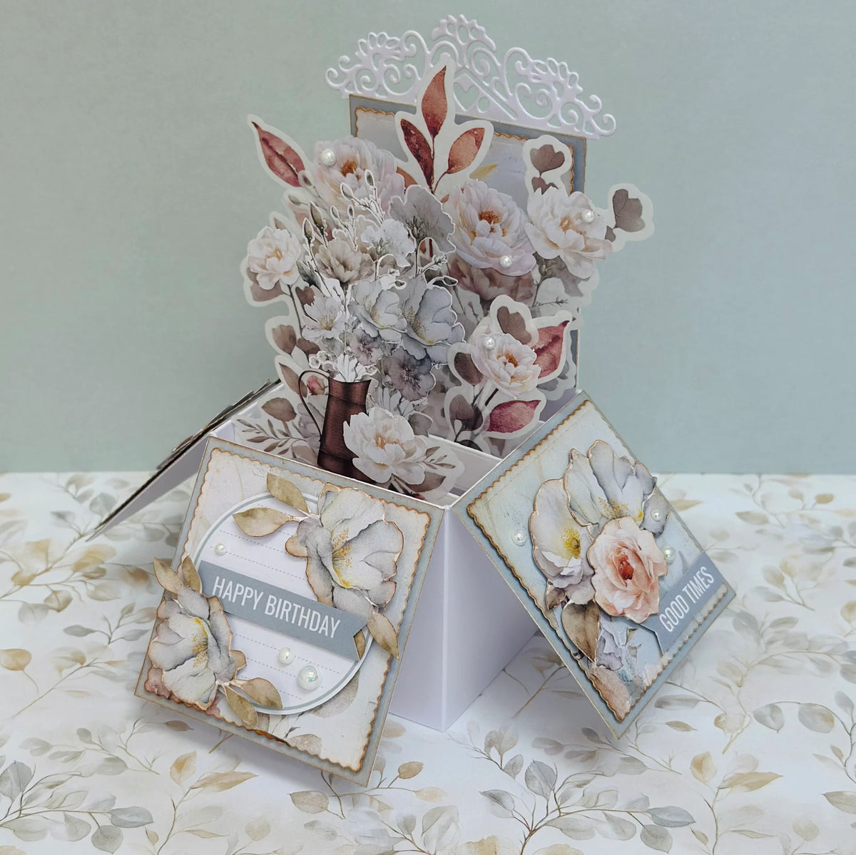 Uniquely Creative - Cutting Dies - Decorative Topper